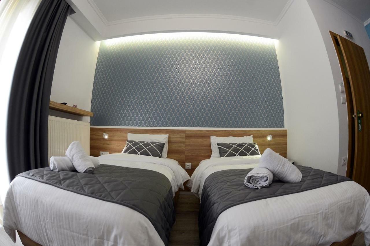 Alexandros Hotel 2*